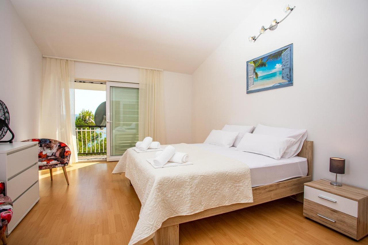 Apartments Adisa Омиш Экстерьер фото